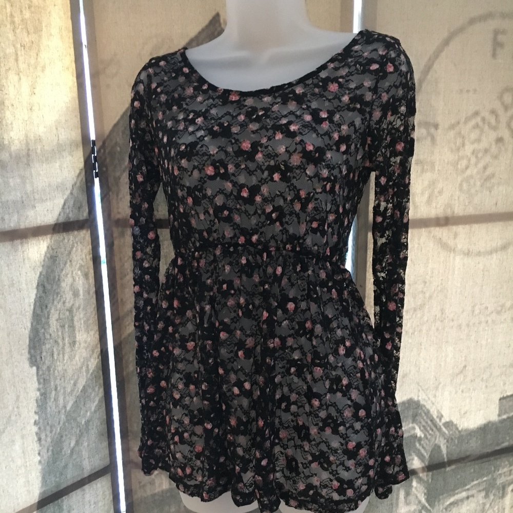 Black lace stretchy floral see-through blouse